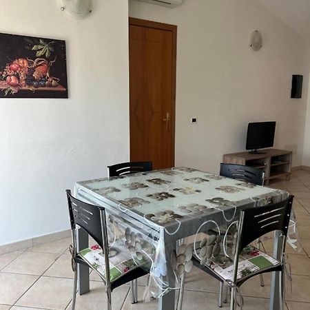 Apartmán A Casa Di Olivia Girasole Exteriér fotografie
